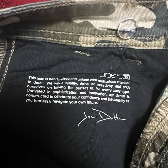 Camo Jeans - Picture 4 of 5